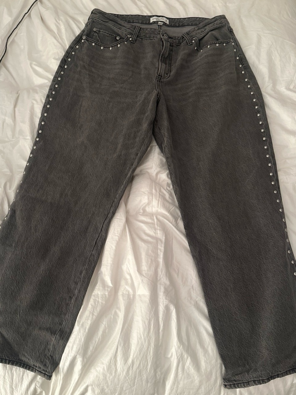 Abercrombie & Fitch Black Stud-Trim Straight-Leg Jeans Size 33 Curve Love